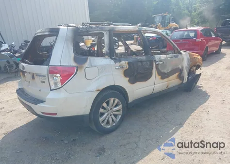 2011 Subaru Forester 2.5X Limited z USA, uszkodzony, nr VIN JF2SHAEC1BH723078